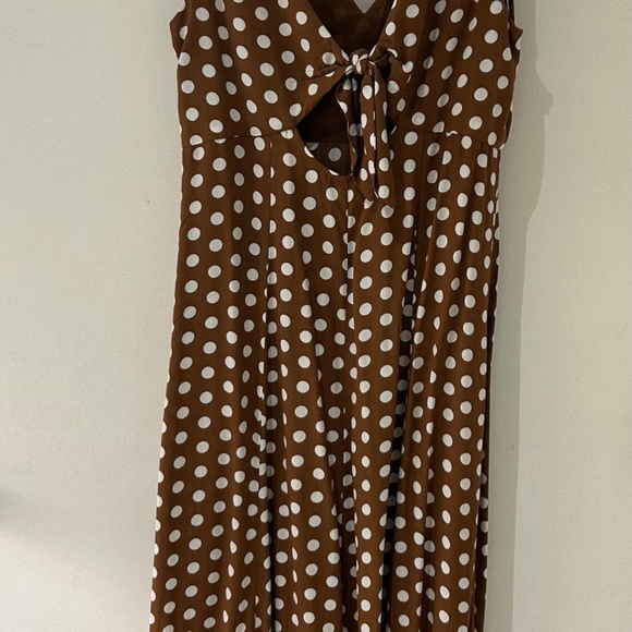 Brown Polka Dot Midi Dress with Front Slit - Picture 2 of 3